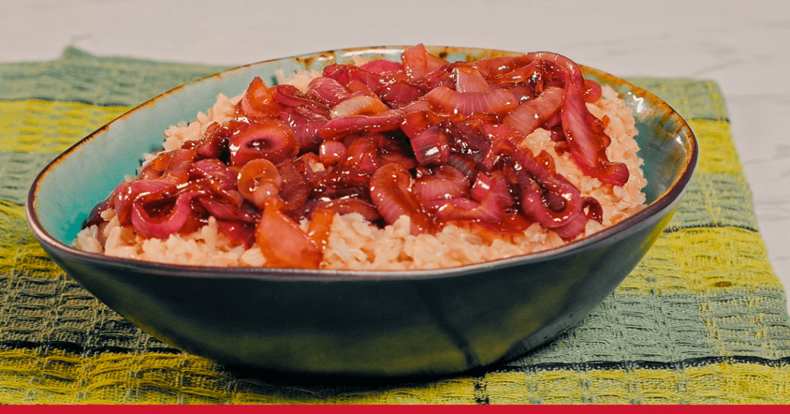 Arroz integral com cebola caramelizada